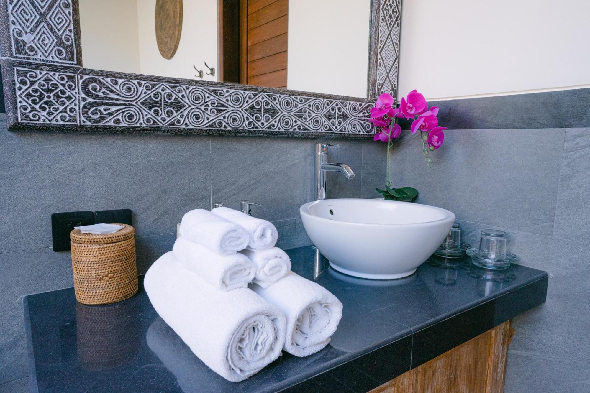 2 Seasons Villa Sun - Luxury With Private Pool Убуд Экстерьер фото