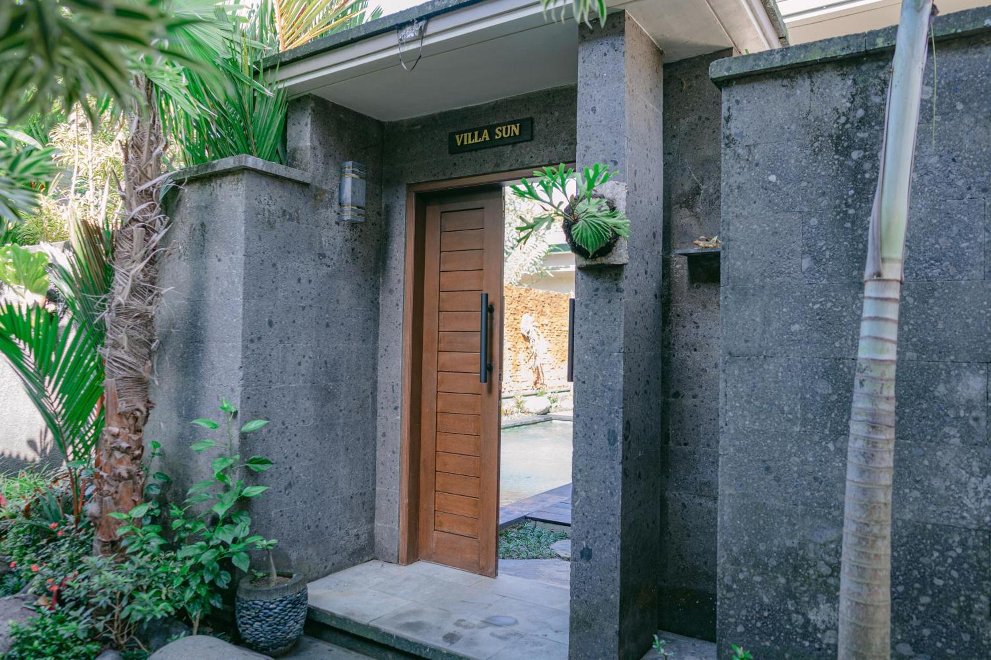 2 Seasons Villa Sun - Luxury With Private Pool Убуд Экстерьер фото